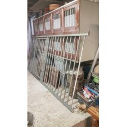 Voorfront kennel