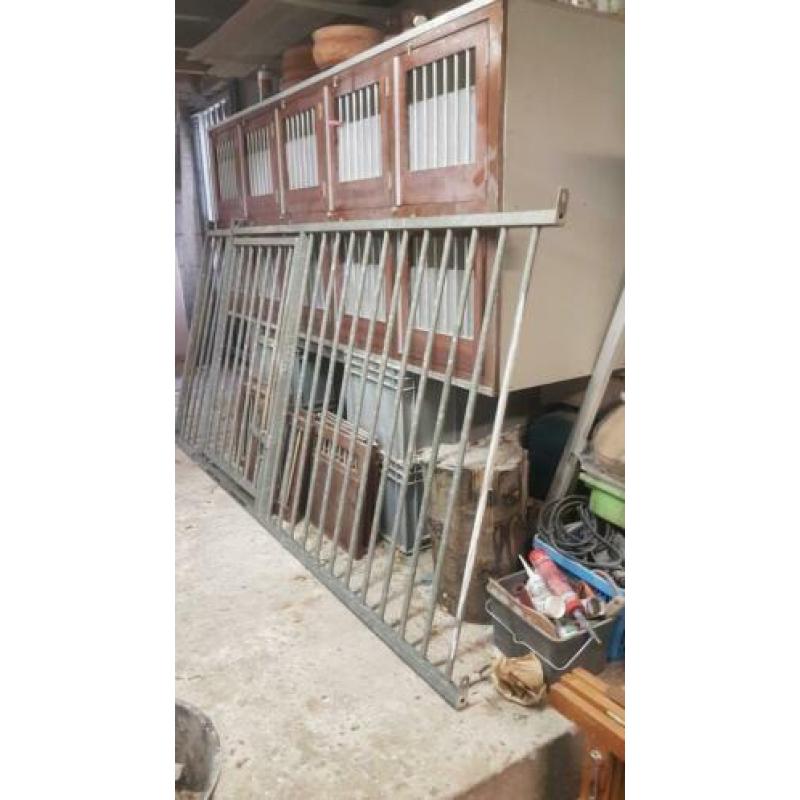 Voorfront kennel