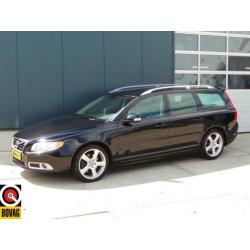 Volvo V70 2.0T R-Edition Automaat (bj 2011)