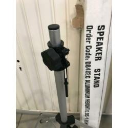 2 aluminium speaker standaards