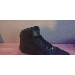 Nike Airforce one Zwart Maat 42.5