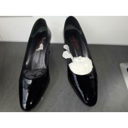 Zeer mooie pumps. FIARUCCI maat: 40