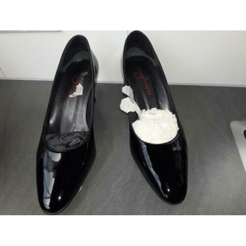 Zeer mooie pumps. FIARUCCI maat: 40