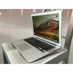MacBook Air, i7, Flash Ssd, 4GB Ram, 13,3 inch