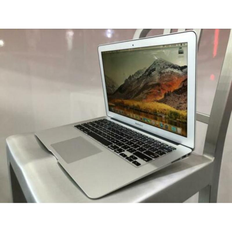 MacBook Air, i7, Flash Ssd, 4GB Ram, 13,3 inch