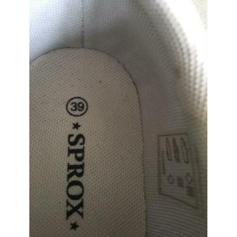 sprox beige goud kleurige sneakers 39