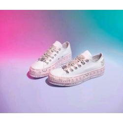 Miley Cyrus Converse maat 41