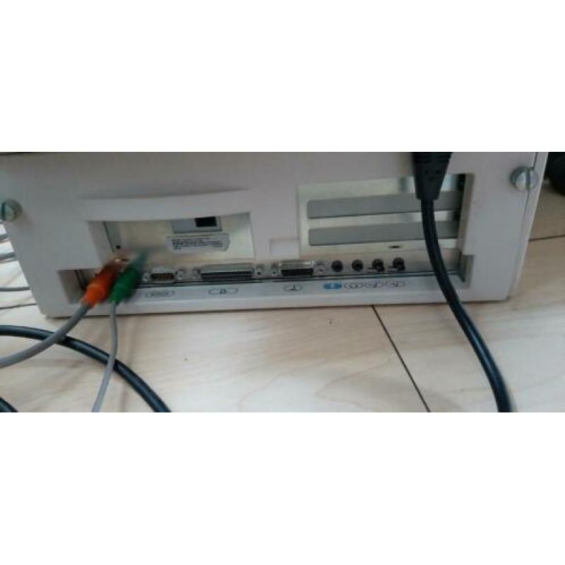 Compaq Presario 5520 antieke pc