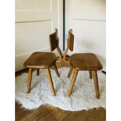 Vintage schoolstoeltjes school stoeltje retro kleuter peuter
