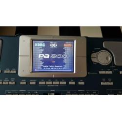 Korg pa800 bijna nieuwe laatste versie