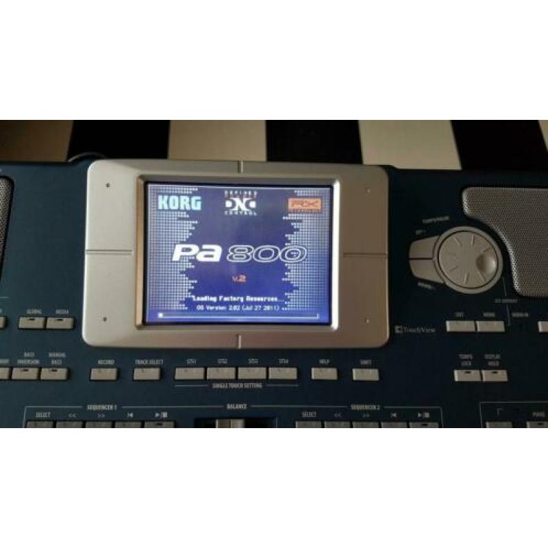 Korg pa800 bijna nieuwe laatste versie
