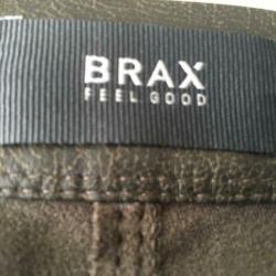 Brax broek in lederlook. Khaki, mt 40.