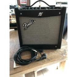 fender mustang I (V2) gitaarversterker met pitchshifter 2015