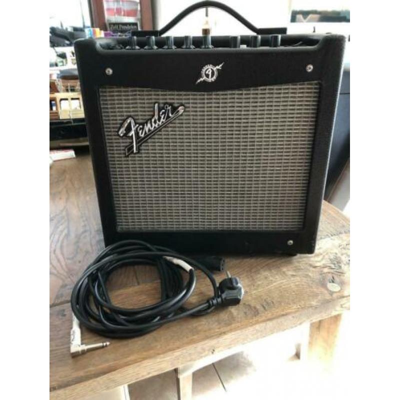 fender mustang I (V2) gitaarversterker met pitchshifter 2015