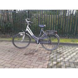 Damesfiets in goede staat 28"/54 cm 21 versnellingen
