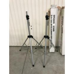 2 aluminium speaker standaards