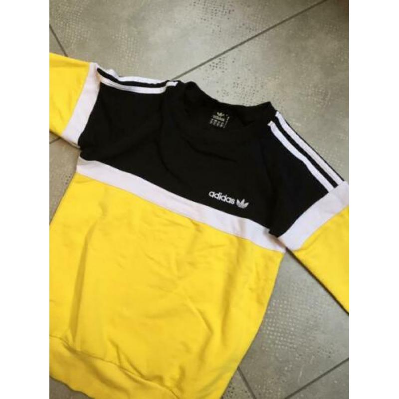 Adidas sweater
