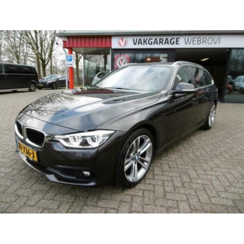 BMW 3 Serie Touring 320d Efficient Dynamics Editon High Exec