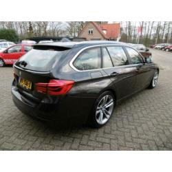 BMW 3 Serie Touring 320d Efficient Dynamics Editon High Exec