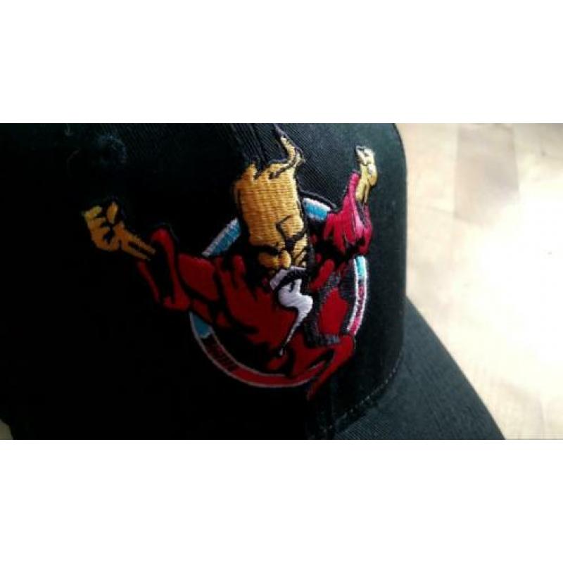 Thunderdome cap - met gestikt/geborduurd logo