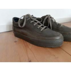 Nieuw leren sportschoen/ sneakers mt.43