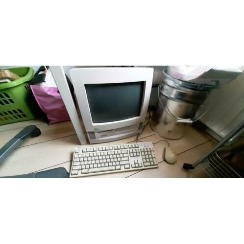 Compaq Presario 5520 antieke pc