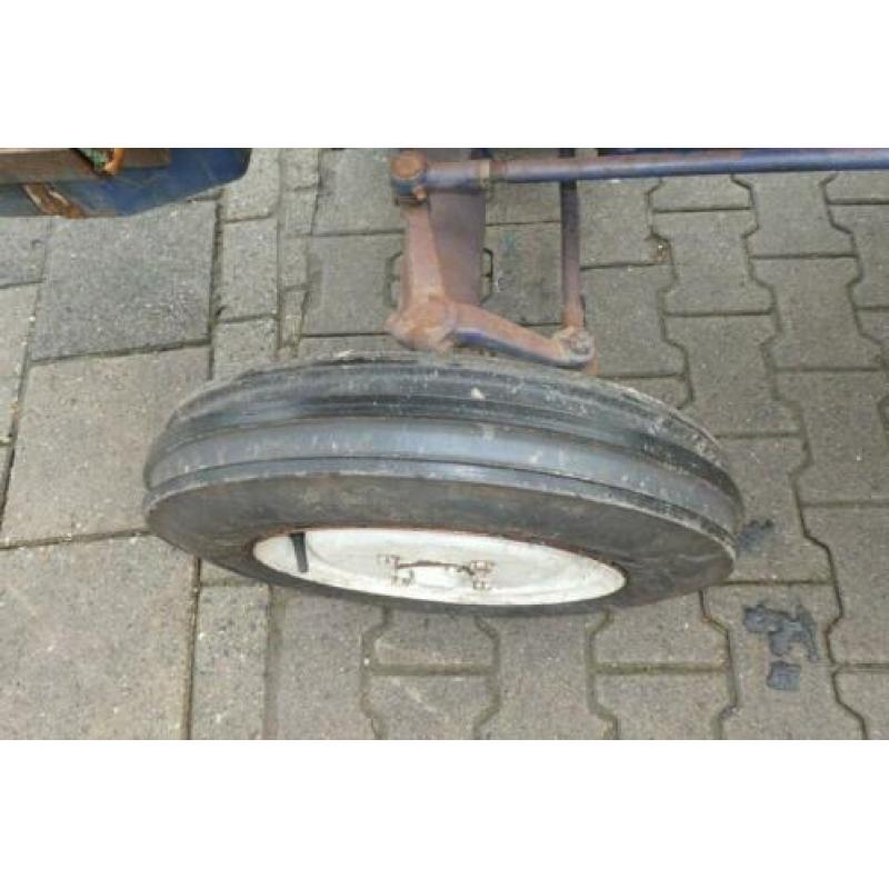 Bij Eemsned een Kubota L1500 goedwerkend