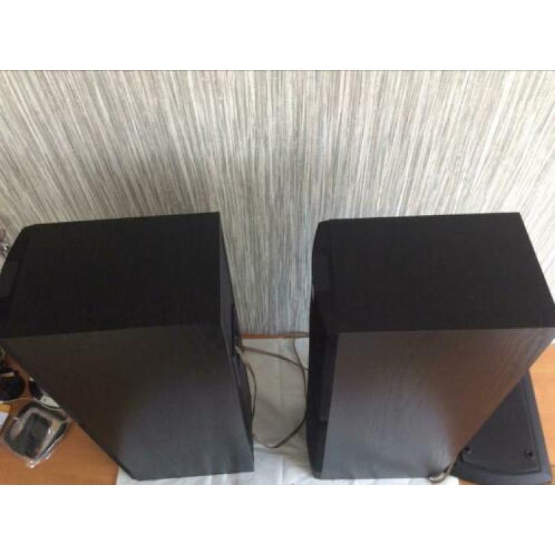 Kef uni Q30 boxen set speakers SP 3229 10-125 watt als nieuw