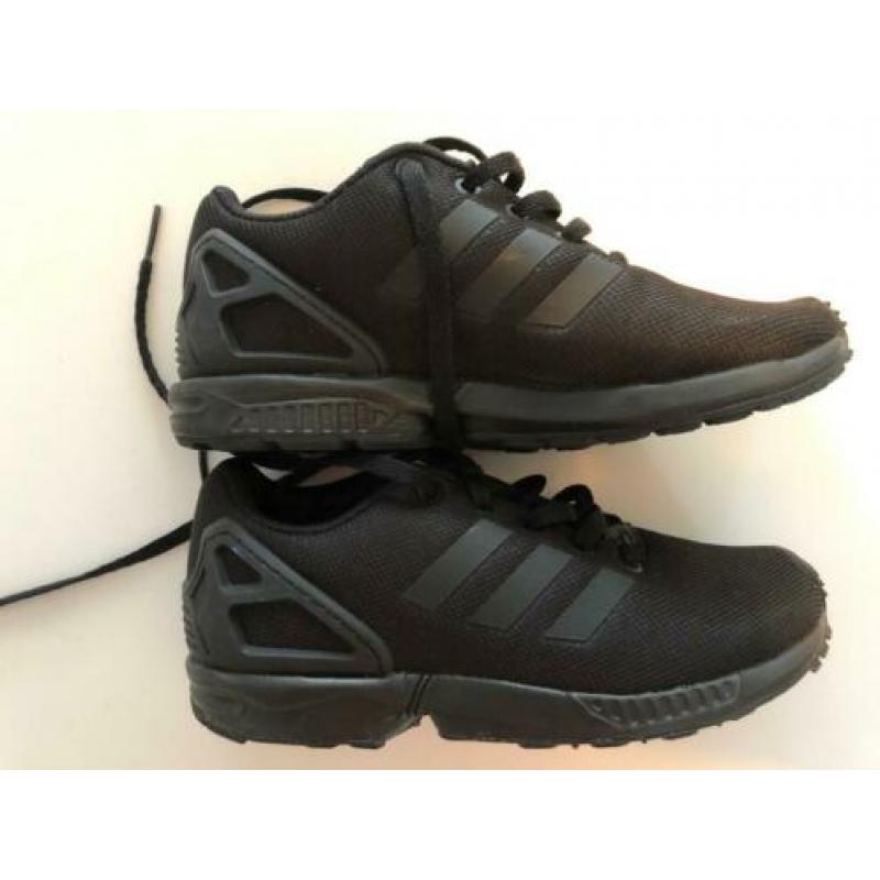 Adidas ZX FLUX zwart maat31