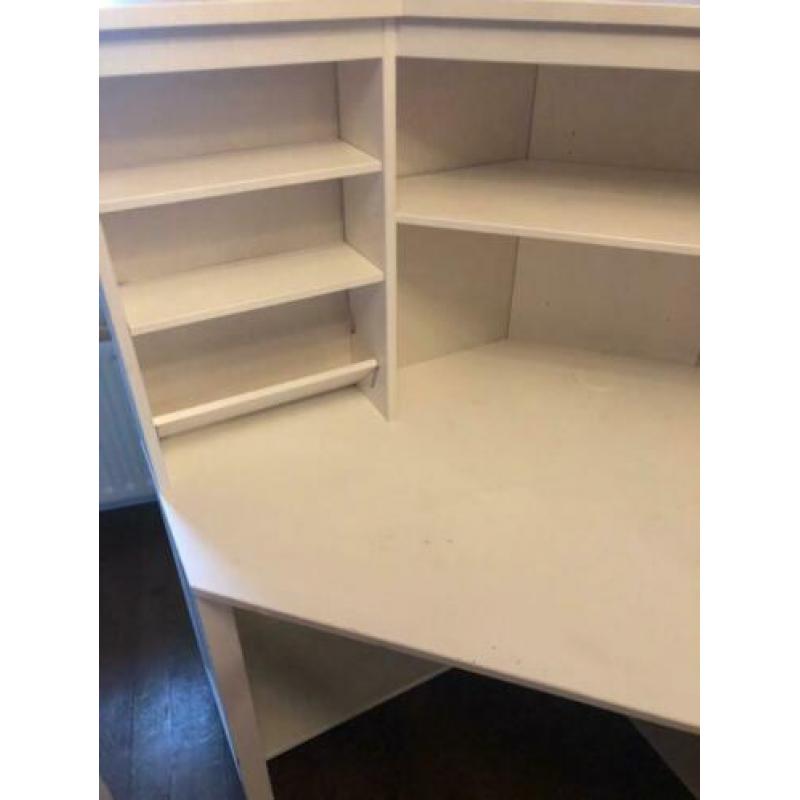 Hoekbureau van ikea