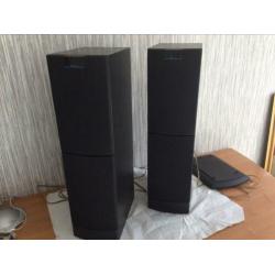 Kef uni Q30 boxen set speakers SP 3229 10-125 watt als nieuw