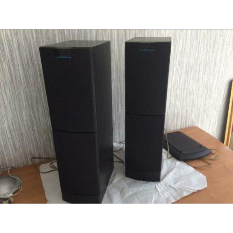 Kef uni Q30 boxen set speakers SP 3229 10-125 watt als nieuw