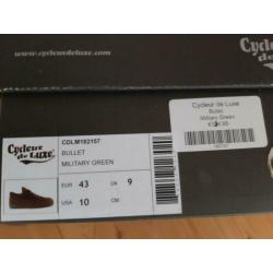 Nieuw leren sportschoen/ sneakers mt.43