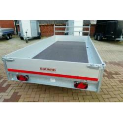 Bij Eemsned nieuw model Eduard plateau 3,50 mtr lang!