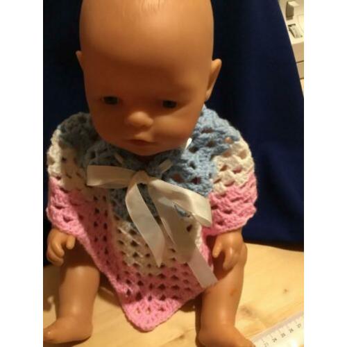Poncho babyborn / baby born. Opbrengst KiKa.