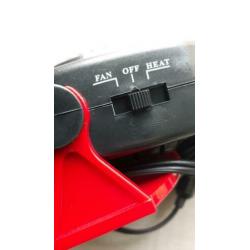Autoventilator carpoint zwart/rood