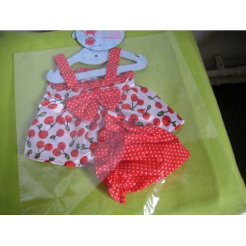 baby b kleertjes €4 per foto