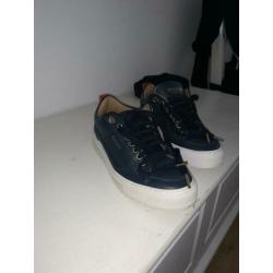 Duur merk sneaker Mason Garments. Maat 39