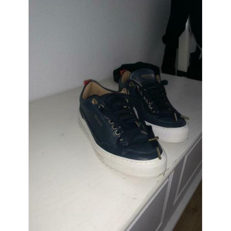 Duur merk sneaker Mason Garments. Maat 39