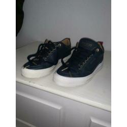 Duur merk sneaker Mason Garments. Maat 39