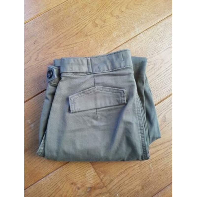 stoere legergroene broek model cargo maat 32