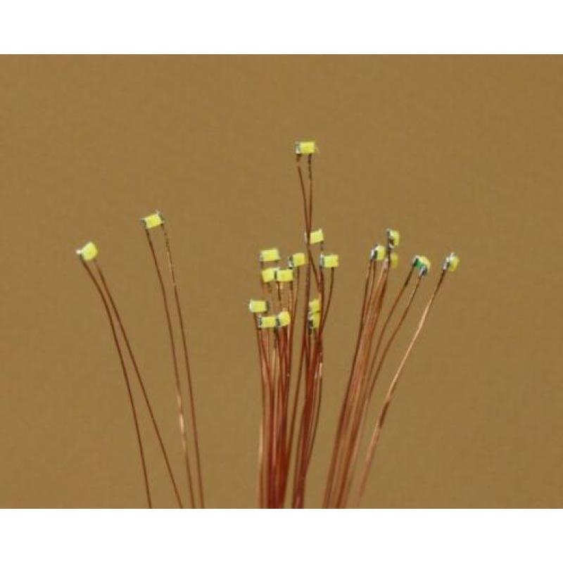 MBFD - 5x SMD 0402W Led voor 2,8-3,4V (456)