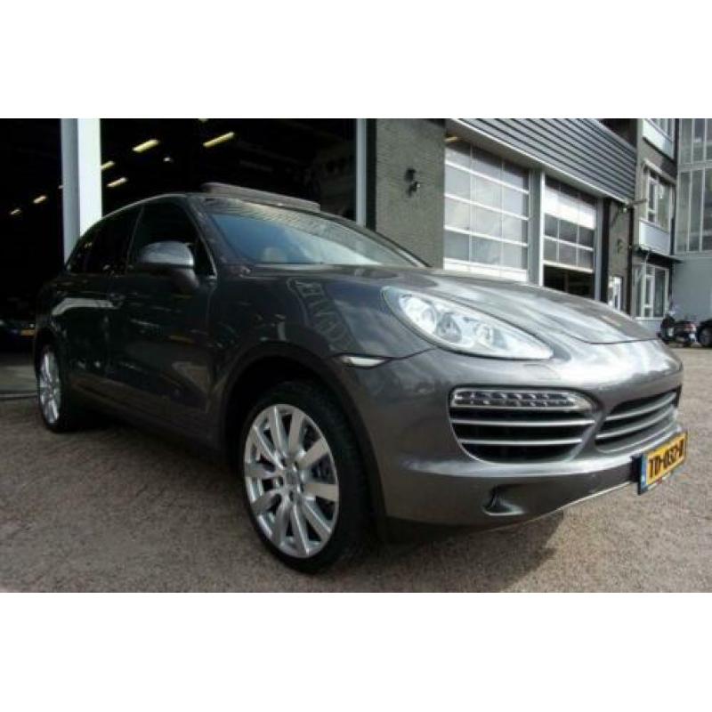 Porsche Cayenne 3.0 d platinum edition tt s NWE APK