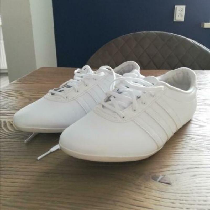 Witte Adidas Sneakers | maat 41
