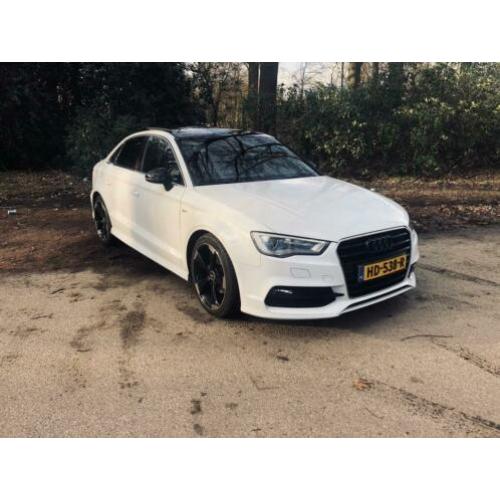Audi A3 1.4TFSI 110KW COD Sedan S-tr 2015 Wit b&o