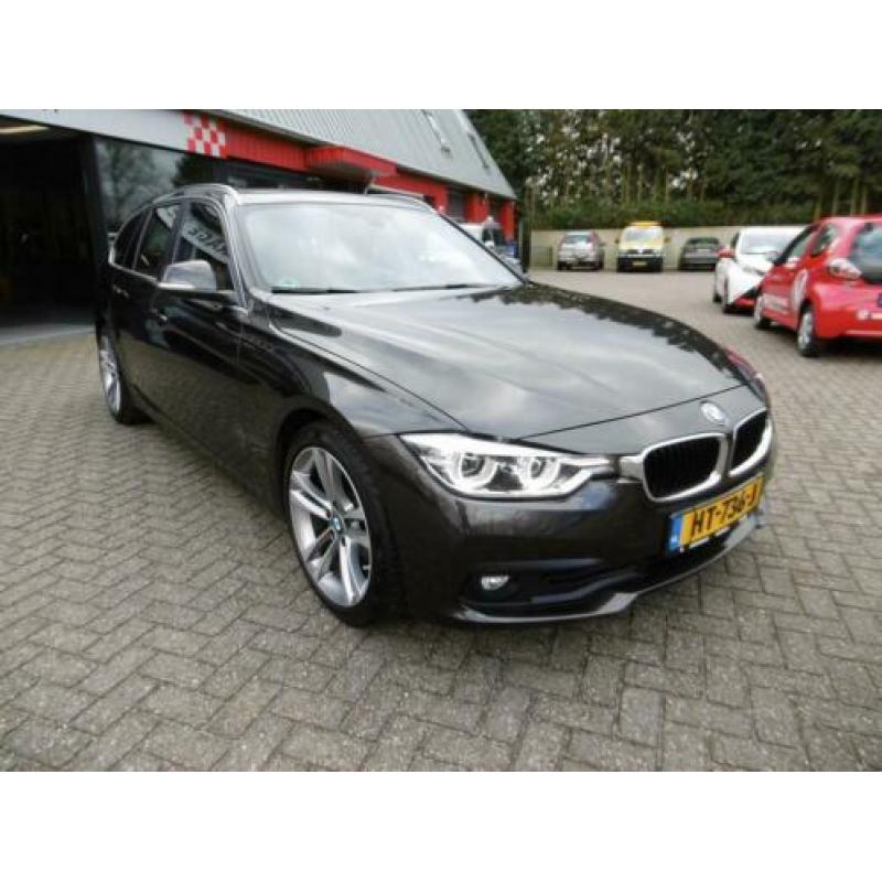 BMW 3 Serie Touring 320d Efficient Dynamics Editon High Exec