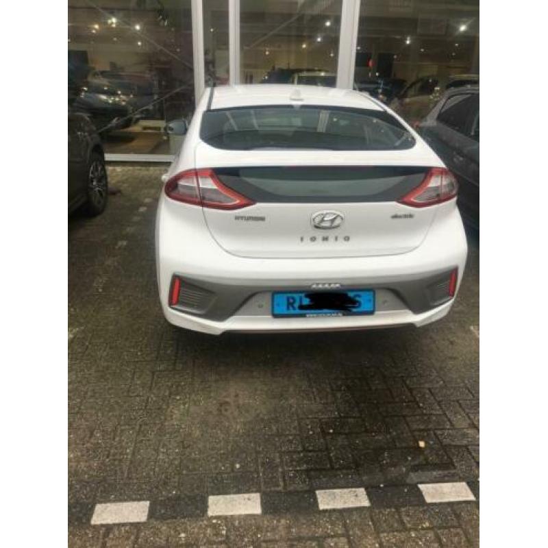 Hyundai Ioniq EV 120 pk Aut. 2018 Wit