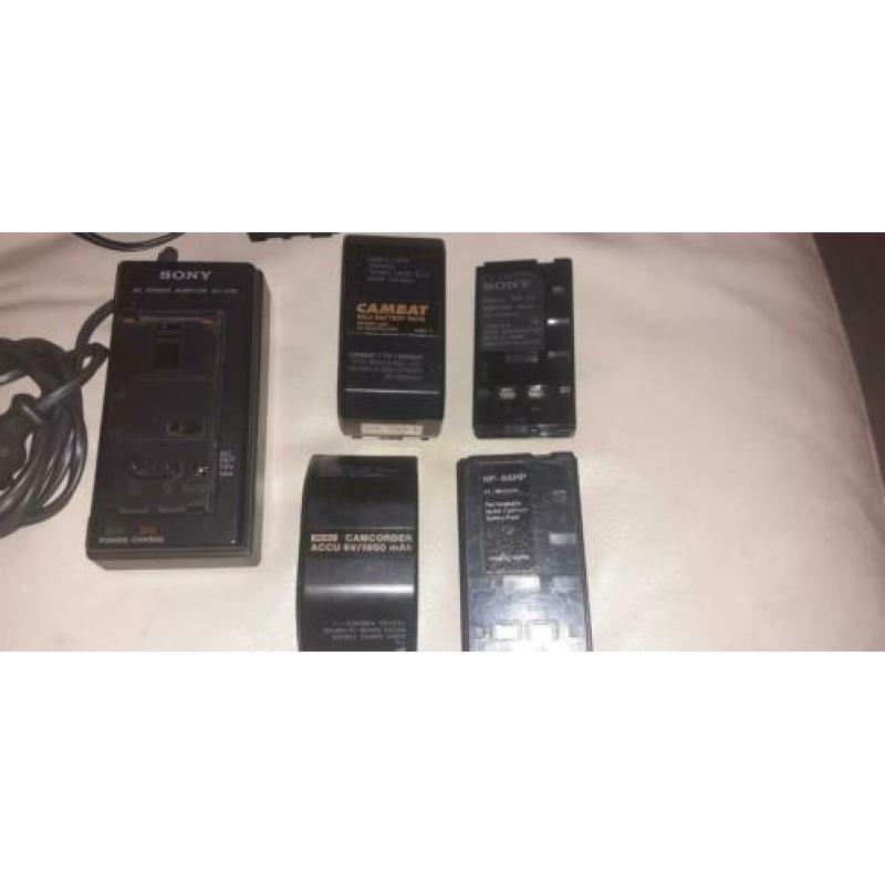Sony ac power adapter ac-v30 inclusief 4 charger batterijen