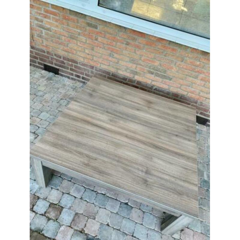 Salontafel!Afmetingen staan vermeld!
