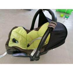 Autostoeltje Maxi Cosi met hoesje